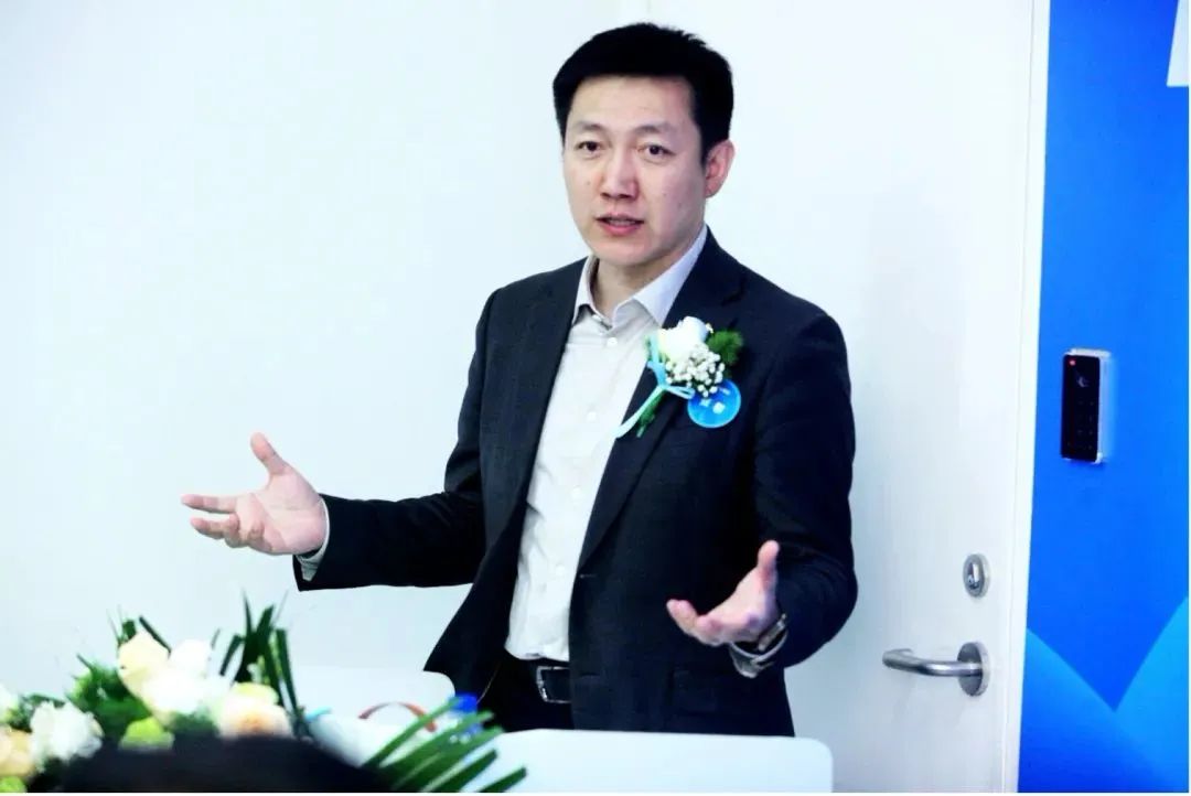 1682563199292258.jpg 1682563199292258.jpg