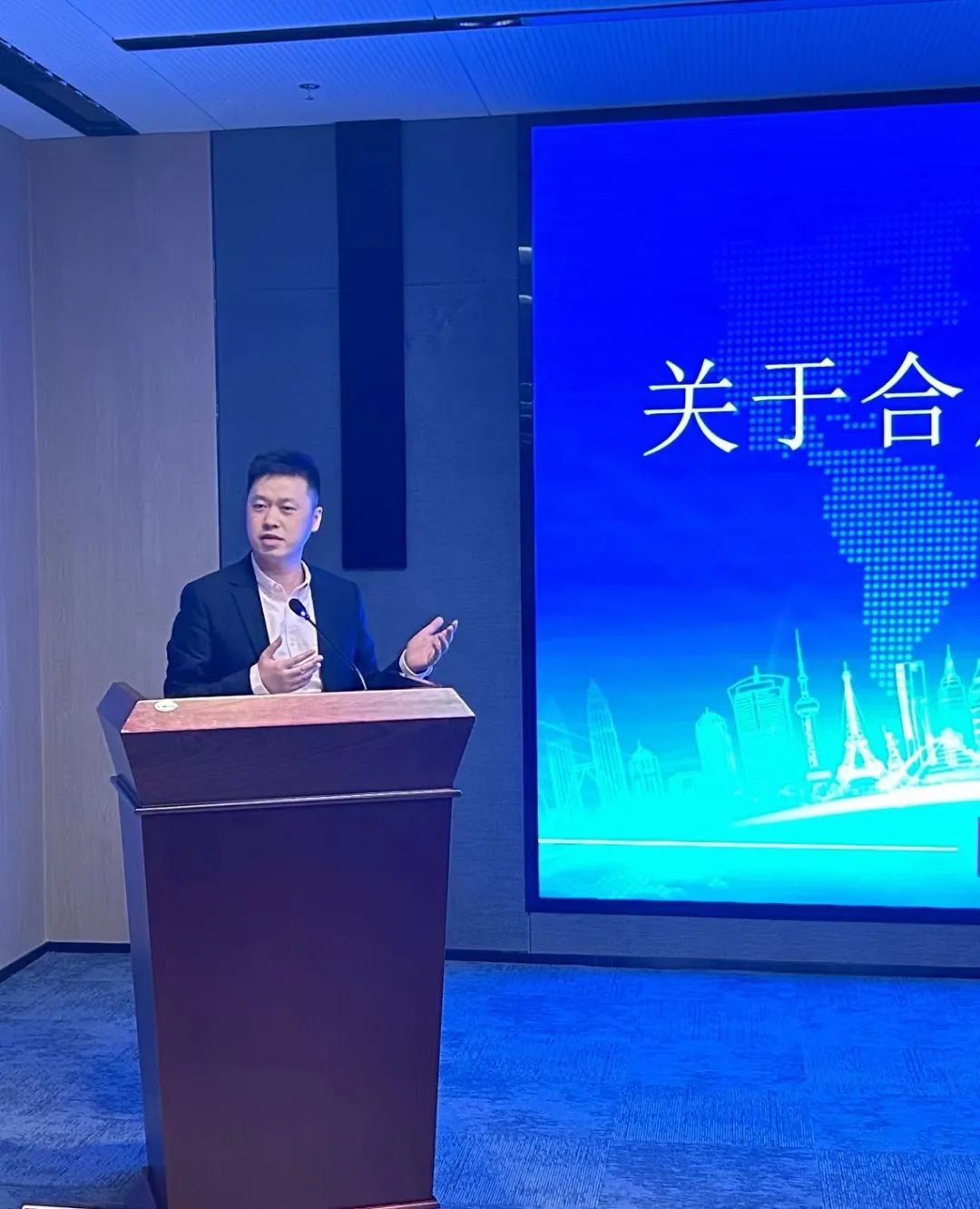 1700751075648904.jpg 1700751075648904.jpg